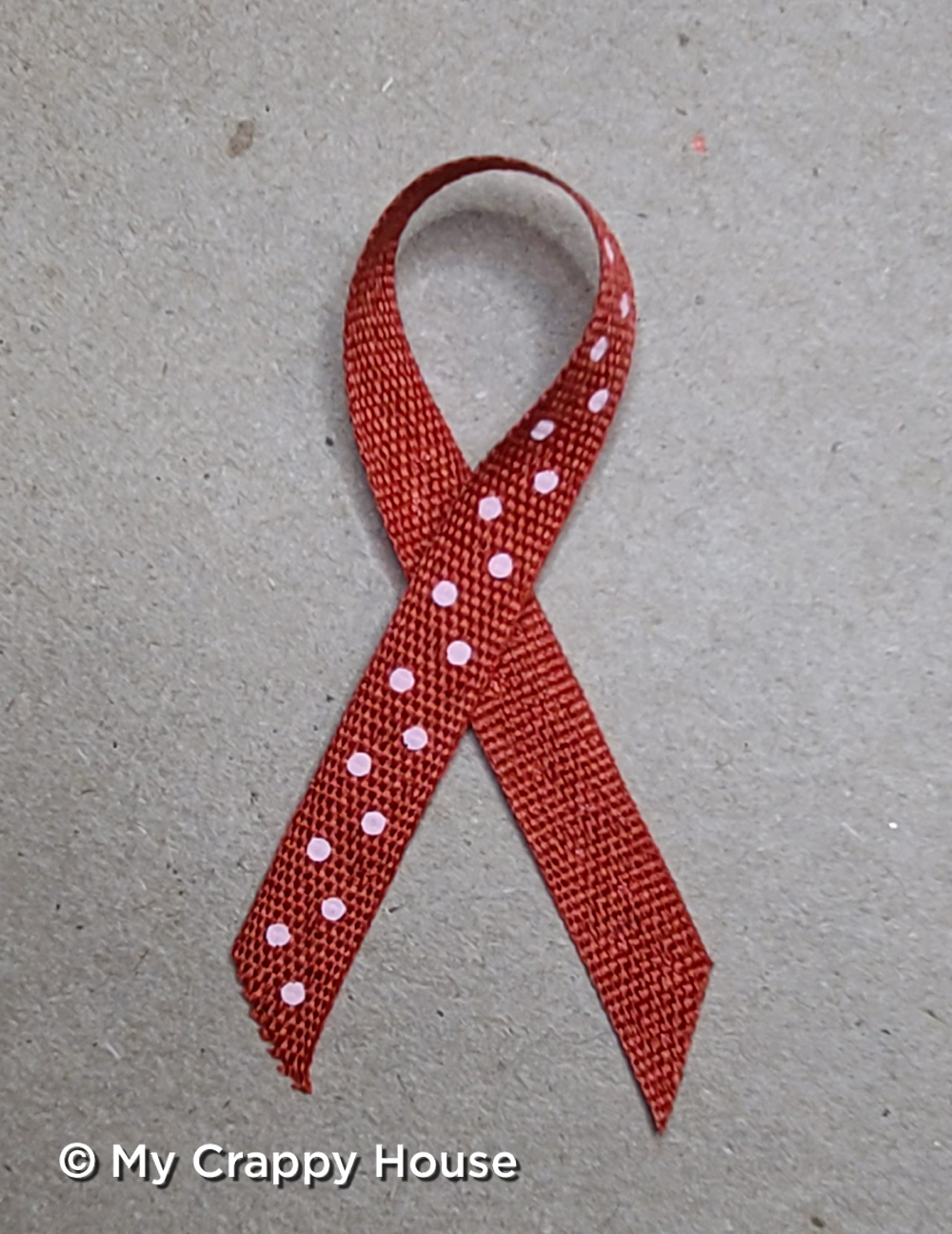 Ribbon right and wrong side